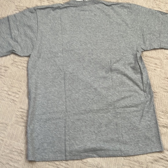 Cabela’s short sleeve crew neck t-shirt - New with tags - Picture 9 of 16